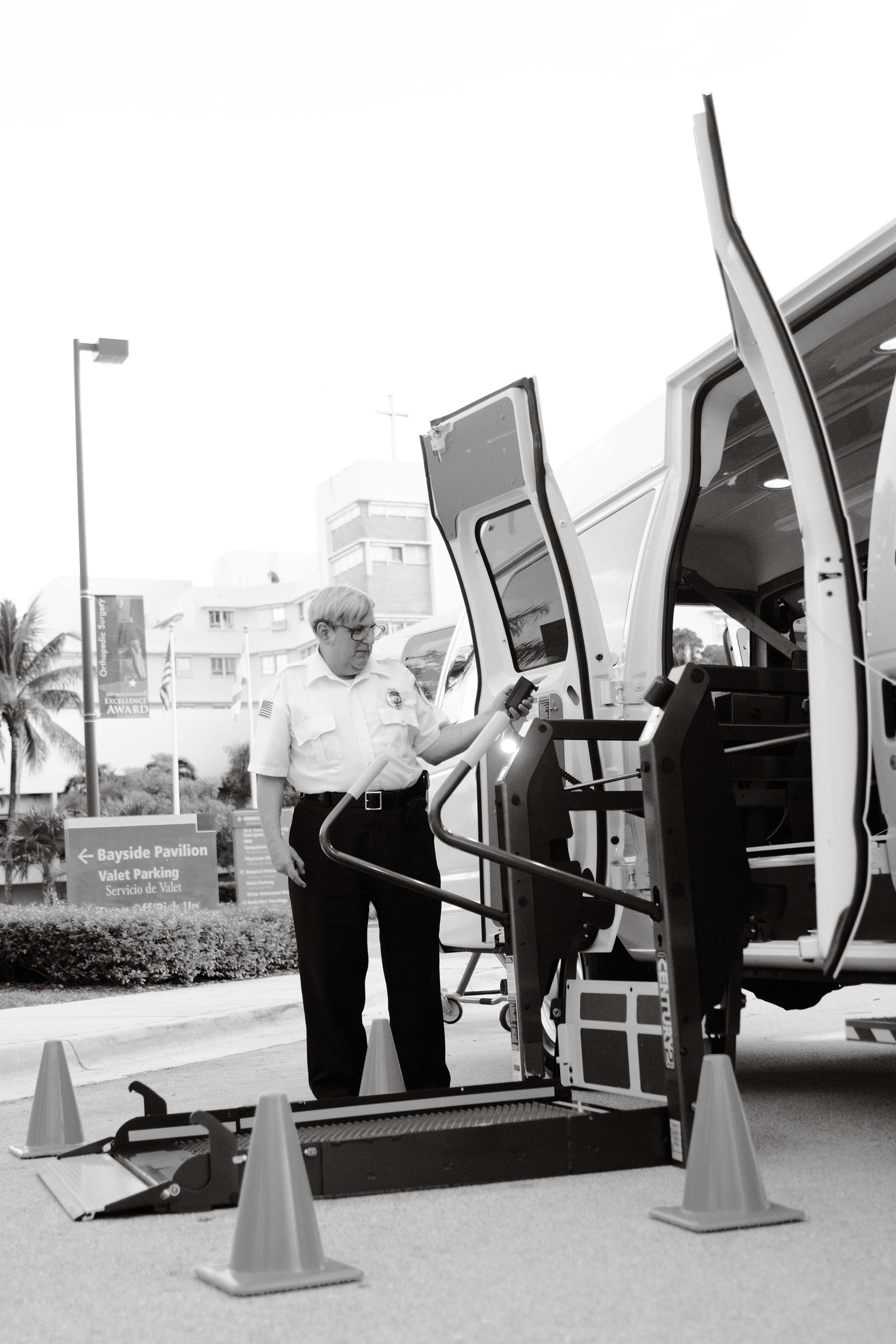 Wheelchair lift